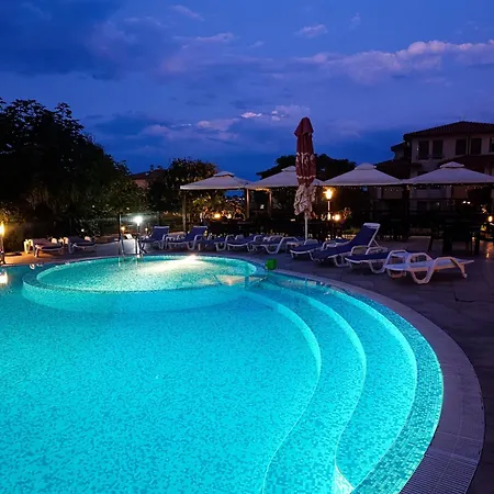 Family Lalov Egrek 酒店 洛泽内茨